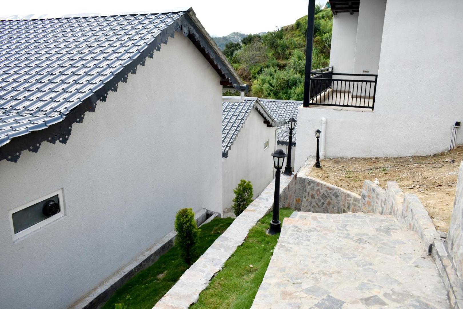 Rega Manivedya The Jungle Trail Resort Mukteshwar Exterior foto